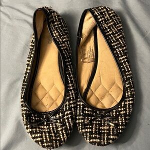 BONGO Black and Cream Patterned Flats